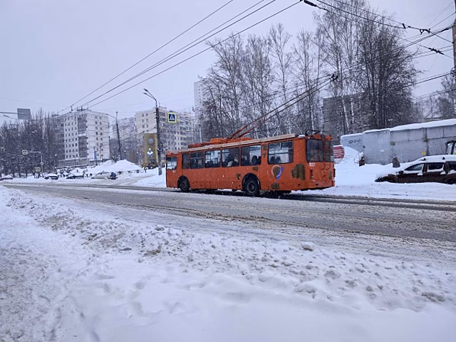 Почему в Екатеринбурге в предпраздничные дни водители заменили кондукторов