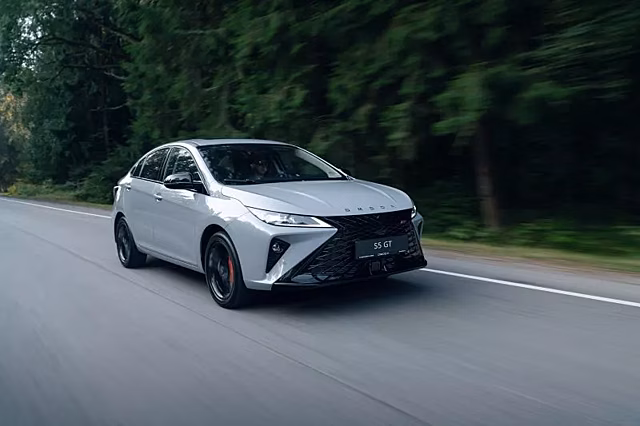 Omoda объвила цены в России на новый седан S5 GT