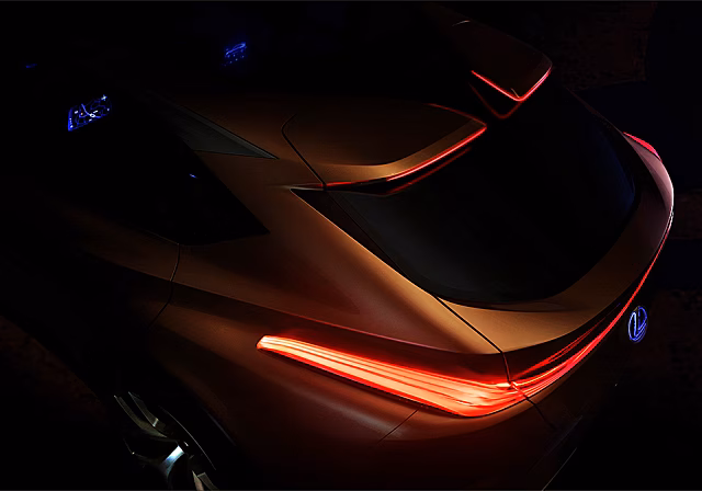 Lexus показал изображение флагманского внедорожника