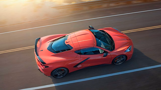 Стало известно, на чём раньше ездили покупатели Chevrolet Corvette