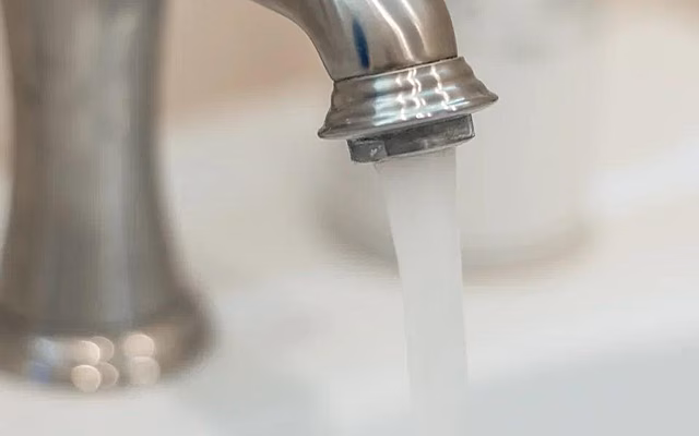 На трёх улицах Рязани отключили холодную воду