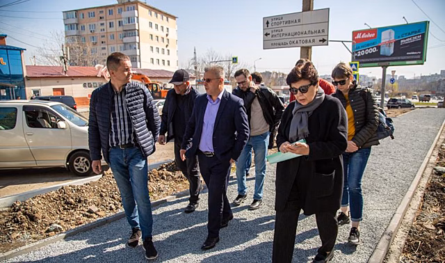 Ремонту дорог во Владивостоке устроили «народный контроль»