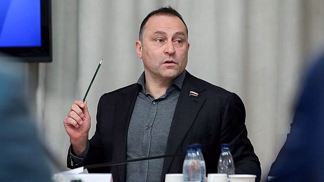 Депутат Свищев о продаже пива на стадионах: «РФС, правительство – все поддерживают. Не понимаю, кто не может согласовать закон»