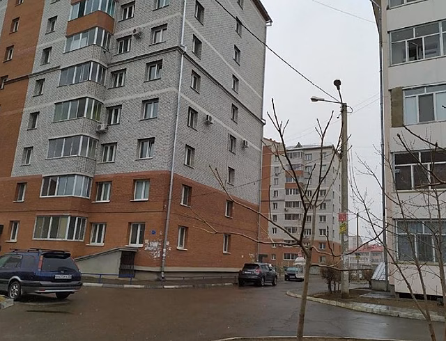 В Чигирях водитель сбил 7-летнюю девочку, которая переходила дорогу в неположенном месте