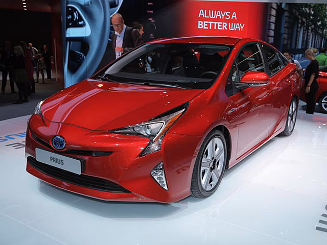 Toyota показала новый Prius