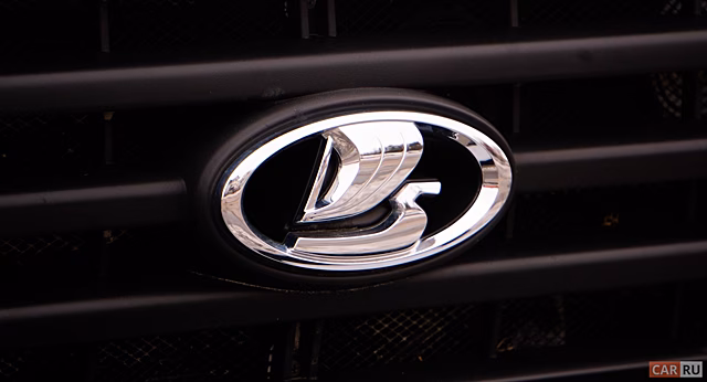 Глава АвтоВАЗа перечислил отличия серийной Lada Iskra от прототипа