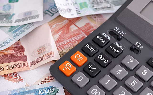 Срочно покупать машину или подождать скидок? Что будет с ценами на авторынке после повышения утильсбора