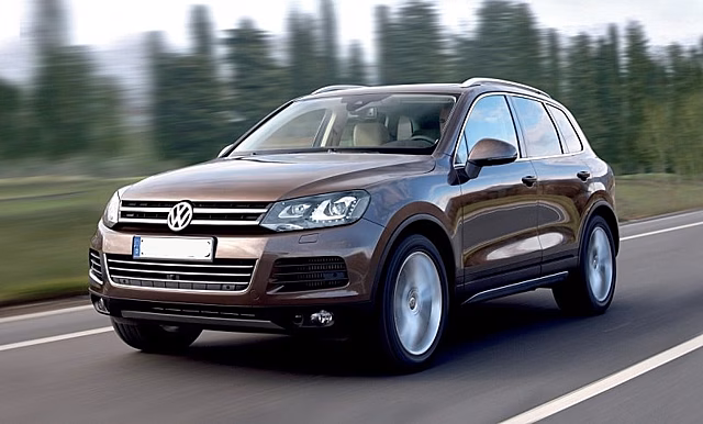 Вам гламур или в грязищу? Ищем отличия между Volkswagen Touareg I и II поколения