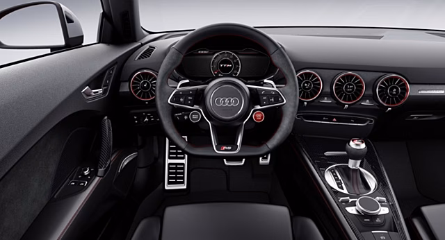 Элегантный джентльмен: Audi TT — сочетание вкуса, скорости и качества