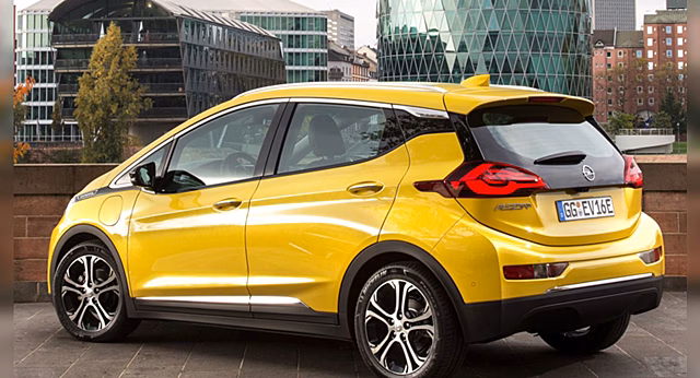 Opel отзывает свои электрокары по причине проблем с аккумуляторами