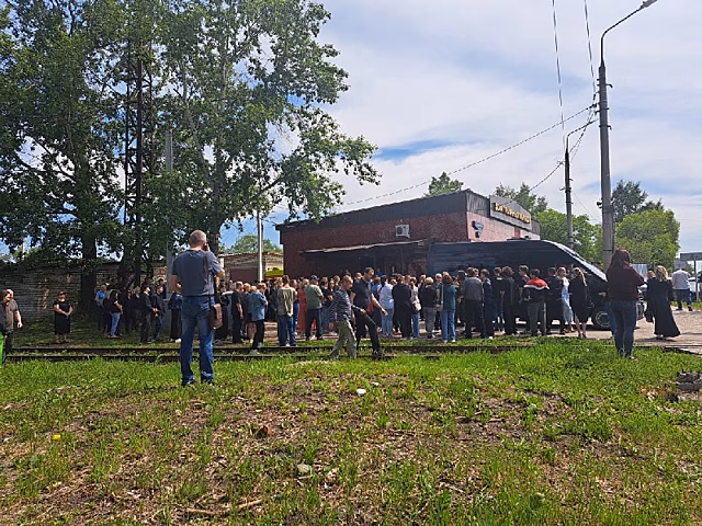 «Дежурила реанимация»: в Благовещенске попрощались с одним из мальчиков, погибших в ДТП на Василенко