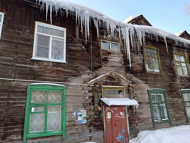 Леденящий ужас: опубликованы фото снежного апокалипсиса в Новосибирске