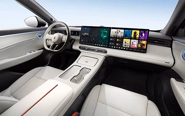 В КНР стартовали продажи Hongqi HS6 PHEV в трех версиях от 2 млн рублей