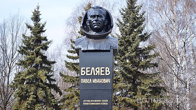 Памятники начали ремонтировать в Вологде