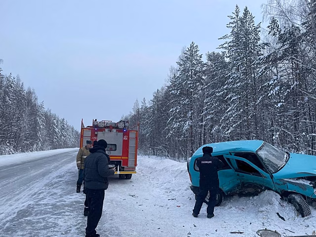 Смертельная авария на свердловской трассе: в одной из машин было пятеро детей