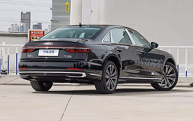 Седан Audi A8L начал продаваться в Китае