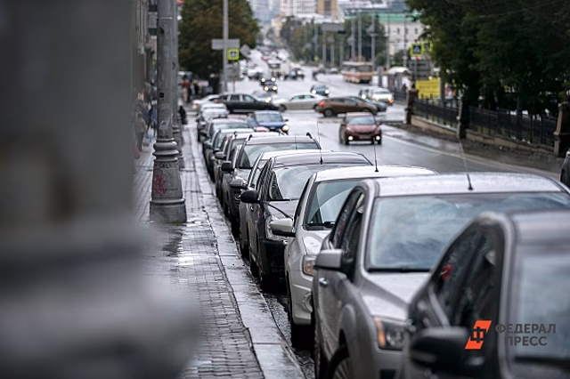 Платная парковка после центра Петербурга может охватить Мурино и Кудрово