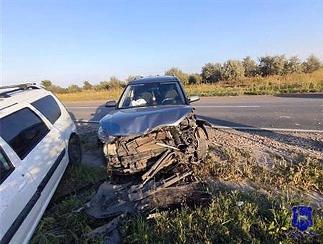 Пятеро пострадали при столкновении Hyundai и Lada Largus в Сызрани