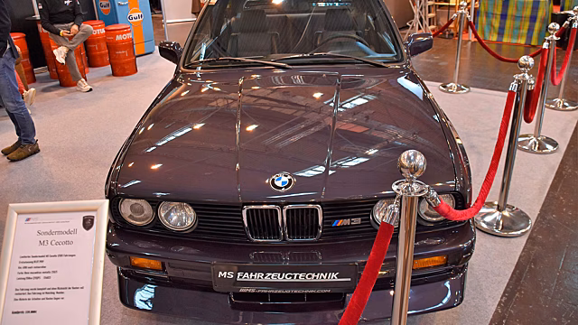 На аукцион выставлен экземпляр E30 BMW M3 Cecotto Edition 1989 года