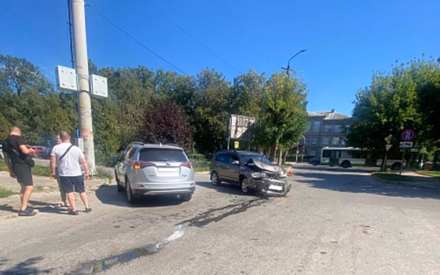 В ДТП на улице Фрунзе в Рязани пострадали подросток и дошкольник
