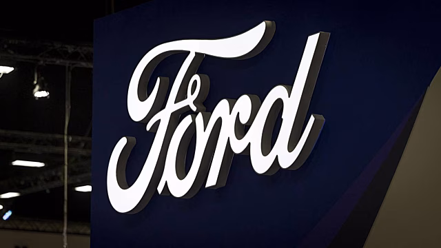 Ford отзывает фургоны E-Series
