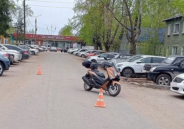 В Кирове подросток на электровелосипеде сбил 11-летнего мальчика на самокате