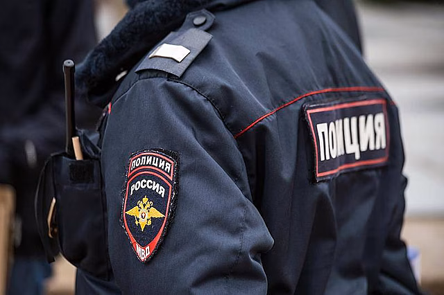 В Петербурге автобус зажал пенсионерку дверьми и протащил ее