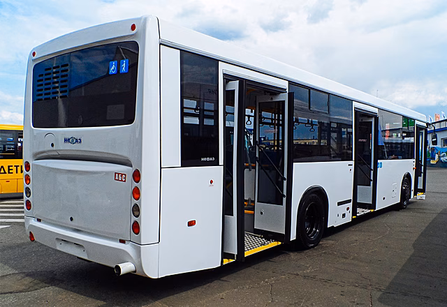 На маршруты Новосибирска выходят 40 новых автобусов