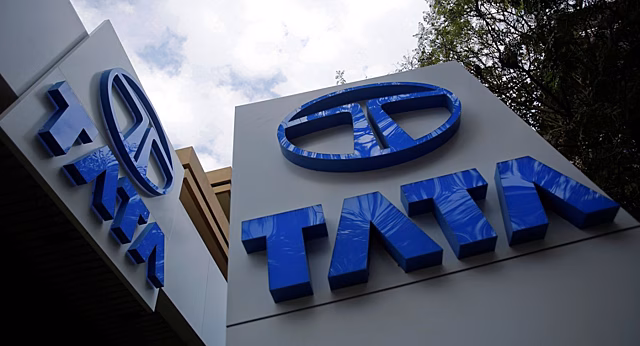 Tata Motors поставляет автомобили клиентам в прозрачных «пузырях»