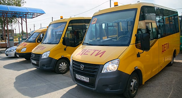 Более 3 000 новых школьных автобусов поступит в российские регионы до конца 2022 года