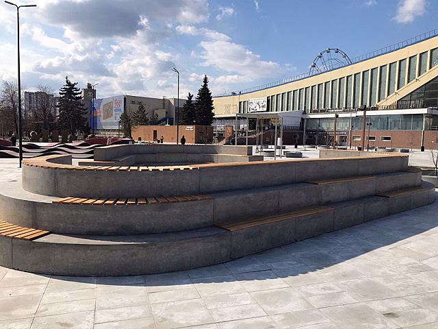 С новой «изюминкой»: амфитеатр у челябинской «Юности» готов к приему гостей