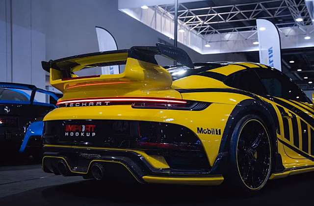 Уникальный GTstreet R от тюнинг-ателье TechArt представлен на автосалоне в Маниле