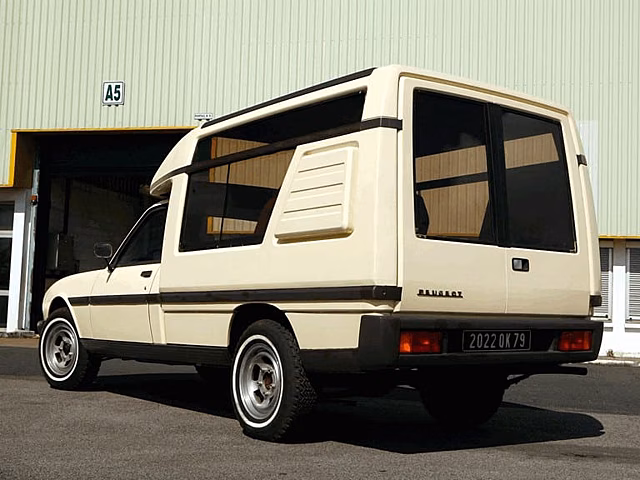 Peugeot оживил редкий 504 Loisirs