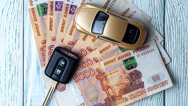 Стало известно, сколько денег в кредит берут россияне на покупку авто