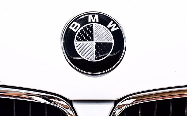 Антенны в виде акульих плавников обернулись BMW многомиллионным иском
