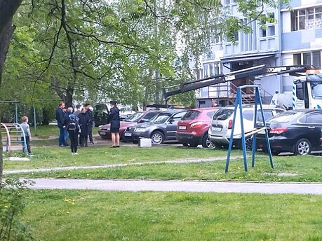 В Калининграде на острове Октябрьском расстреляли автомобиль Škoda