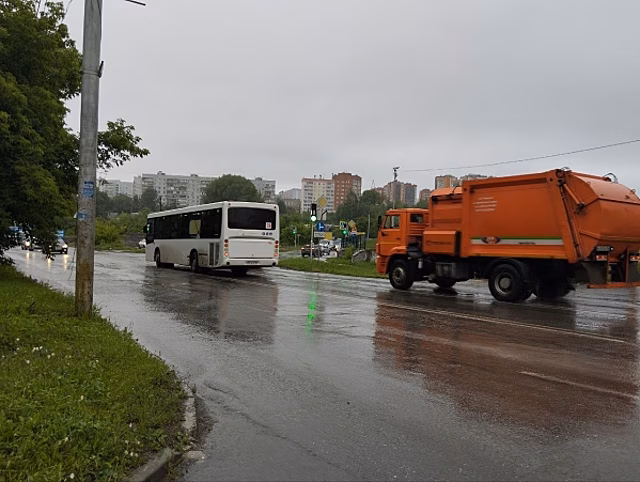В ГИБДД Новосибирска назвали количество большегрузов-нарушителей на Октябрьском мосту