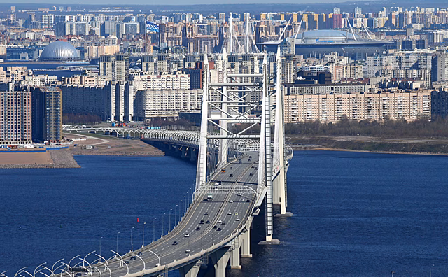 Спорткар Porsche разбился в крупном ДТП в Петербурге
