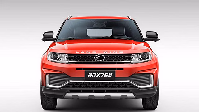 Landwind X7 обновился, но это все еще копия Evoque