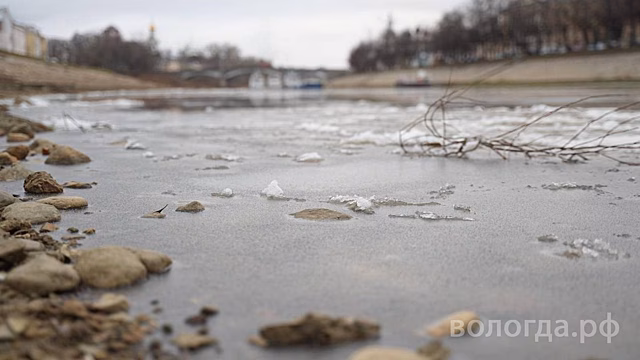 Рейды по предотвращению выхода на лёд стартовали в Вологде