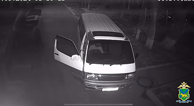 Полицейские Приморья задержали жителя Хабаровска, который за одну ночь угнал в Уссурийске два минивэна