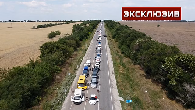 Сотни машин в день: как на освобожденные территории Запорожья возвращаются беженцы