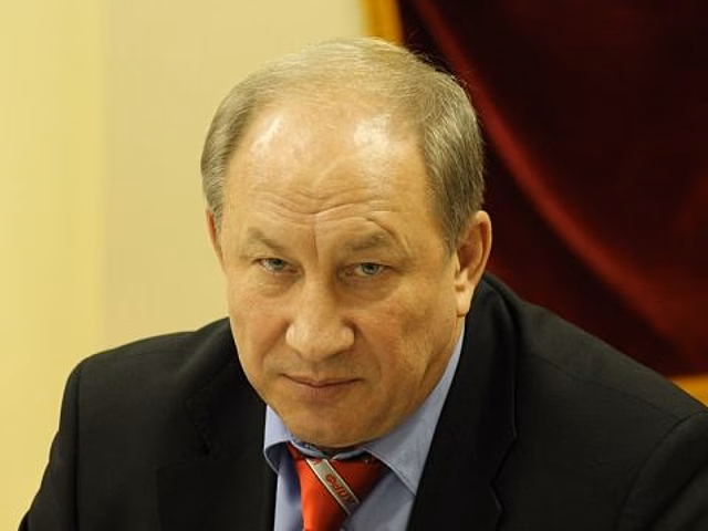Рашкин отправит депутатские запросы в связи с поджогом автомобиля саратовского блогера