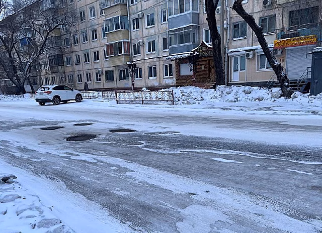 Заместителя мэра Благовещенска оштрафовали за скользкие дороги на 20 тыс. рублей