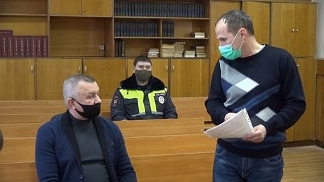 Чудом выживший в ДТП воронежец отсудил у рассыпавших щебенку дорожников 400 тысяч