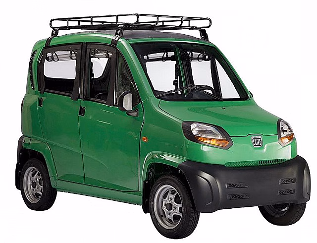 Супердешевый Bajaj Qute приедет в Россию весной