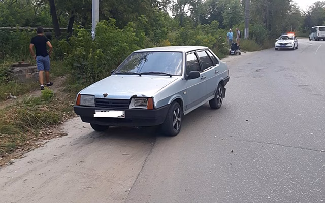 На окраине Рязани ВАЗ сбил инвалида на коляске