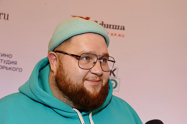 «Слушайте и вспоминайте Диму»: мама умершего танцора Пухляша выпустила трогательный последний трек сына