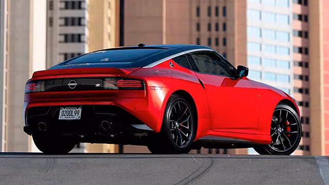 Nissan Z 2023 модельного года, который скоро поступит в продажу, оказался дешевле Toyota Supra
