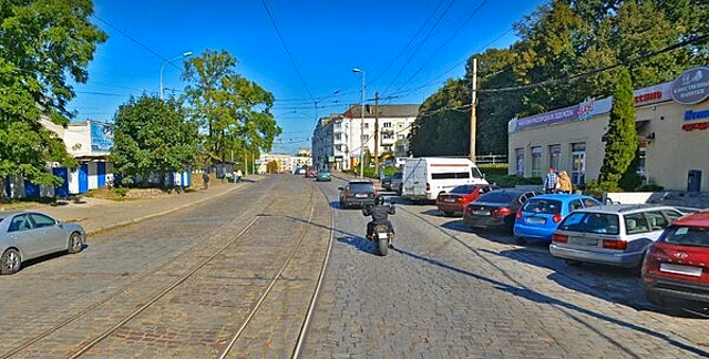 В Калининграде возле бывшего «Ольштына» брусчатку заменят на асфальт